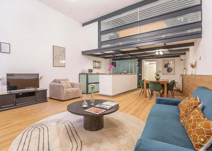 Daplace - Adele Apartment